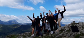 Hiking to Aitzorrotz with the new incoming students